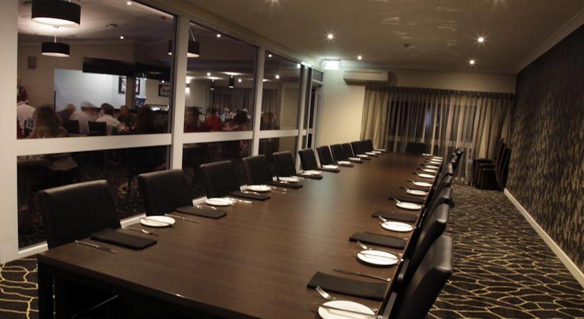 Cattlemans Country Motor Inn&apartamentos con servicio Dubbo Exterior foto