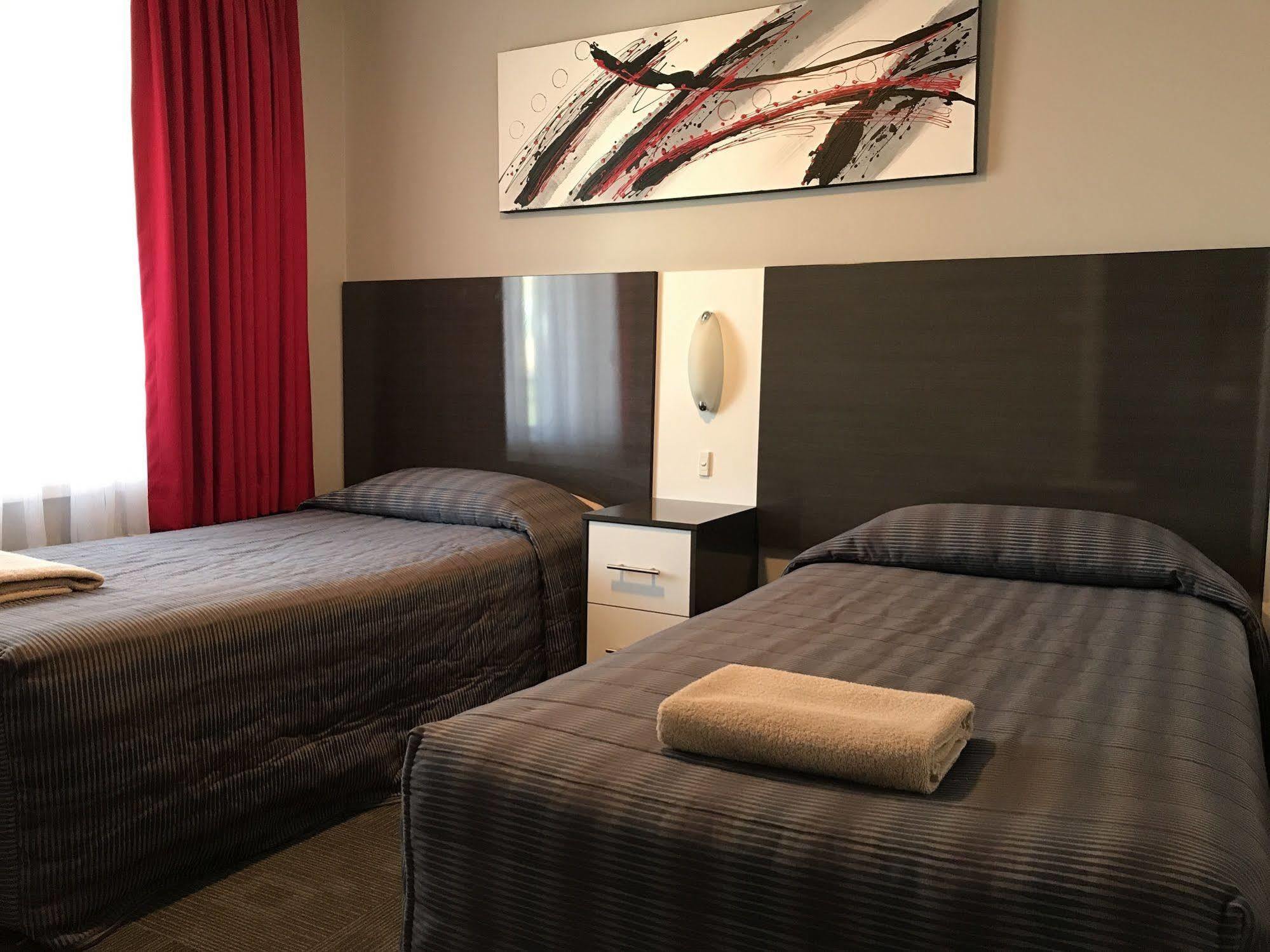 Cattlemans Country Motor Inn&apartamentos con servicio Dubbo Exterior foto